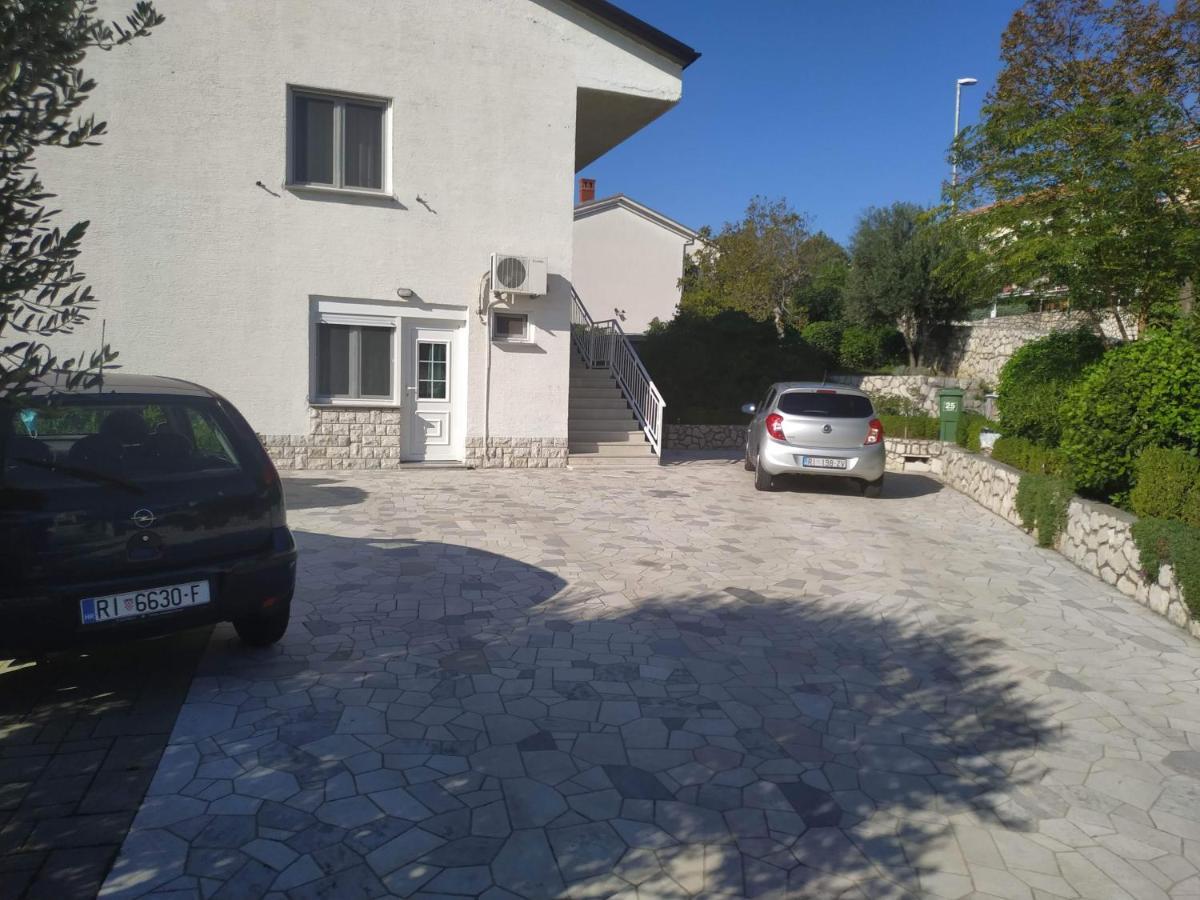 Apartments Marino Novi Vinodolski Exterior foto